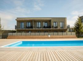 Takas į Jūrą Resort, hotel with pools in Palanga