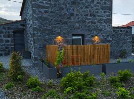 Cá Por Casa Pico-Faia, apartamento em Prainha de Baixo