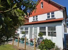 Raddenstile, Exmouth