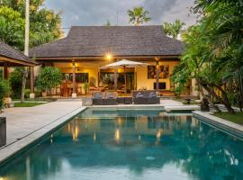 Villa Alroda Antik, hotel in Dalung