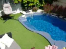 Villa La Zenia, Private pool, 10min walk to La Zenia Beach, for 6 people