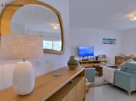 Penthouse L&A Prainha with sea view, 2 Terraces