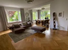 Idyllische Stadtwohnung im Grünen