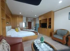 Baan Klang condo