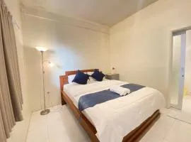 Cozy room Kuta - 1 minutes to the beach by Micky Studio2