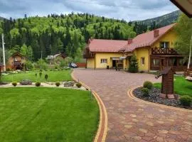 Ластівчине гніздо