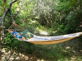 Roulotte Fenouillet, luxury tent in Hyères