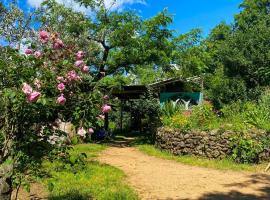 Dortoir dans la nature, hotel di Chambonas