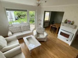 Ferienhaus An der Weinrebe in Bad Hersfeld mit Garten, 2 Bäder, 2 Schlafzimmer & Küche - gratis Parkplätze