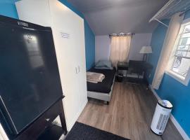 Ranny's Private Rooms, hotel in Calgary