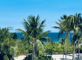 Sunrise Penthouse ocean view terrace beach few steps away SOBE