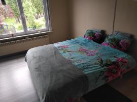 Zon en Maan, Hotel in Torhout