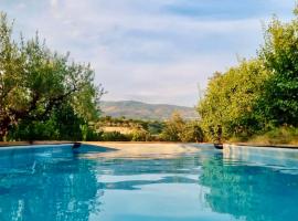 Guar Country Resort, ξενοδοχείο σε Lauro