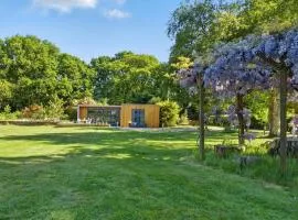 Independent rural detached annexe with free private Parking