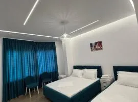 GRAND HOTEL eae