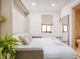 Private suite 5 with shared kitchen at the New Casa Vittoria by SF Homes