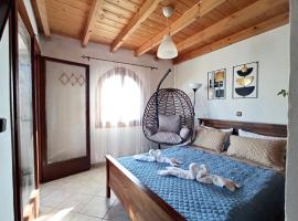 Marina House next to Halikounas Beach