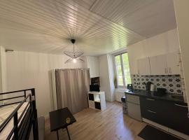 Studio Cauterets 30m2, Hotel in Cauterets