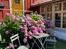 Kyrkstallet 1 Historiskt med bästa läge Gränna