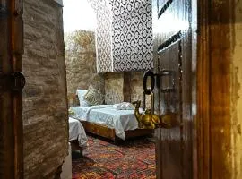 Historical Caravan Sarai Mehtar Anbar XIX Century