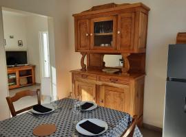 La petite Maison de Niré, hotel u gradu Luden