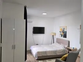 Kmb Apartment