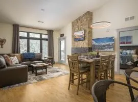 Timber Fox 1403 downtown Winter Park - Community Hot Tub