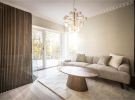 Unique apartment with Private Terrace & Entrance, apartment in Stockholm