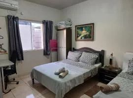 Apart próximo a Unimed, Catedral e HSA de 2 quartos com 2 Ar, mini-Academia e garagem no Centro-sul