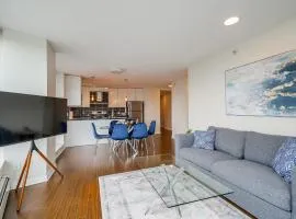 Gorgeous Unit with Beautiful City Views