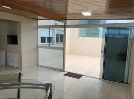 Apartamento Dois quartos e duas vagas garagem fechadas