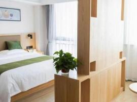 Green Tree Inn Fuyang Funan County Tianzhu Square, hotel v destinaci Chengjiao