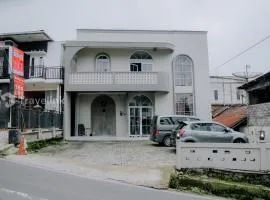 Dieng Top Syariah By Travelink