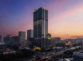 Yancheng Jinying Shangmei Hotel