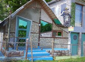 Viktor 's rooms for rent – hotel w mieście Maria