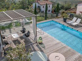 Villa Alma Vista, хотел на плажа в Доброво