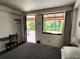 Qenti Label House