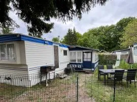 Caravane en pleine nature ferme proche de tout