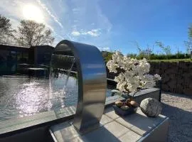 Alexa Resort