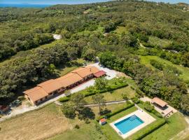 Residence Erba Di Campo, hotel v destinaci Quercianella