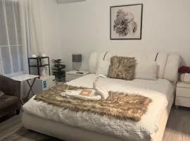 Mahzan Master Bedroom Ensuite