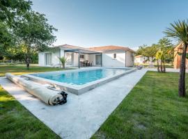 Maison entre Vignobles et Dune, hotel v destinaci Belin-Beliet