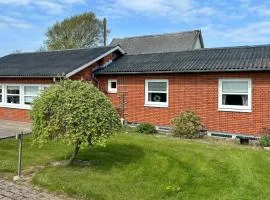 Gorgeous Home In Spøttrup With Wifi