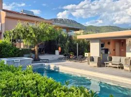 Stunning Home In Kastel Stari