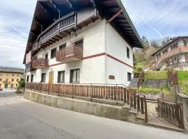 3 Bedroom Amazing Apartment In Lamon