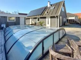 Amazing Home In Höganäs