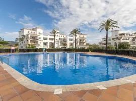 2 Bedroom Beautiful Apartment In Sucina
