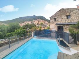 Amazing Home In Roquebrun, hôtel à Roquebrun