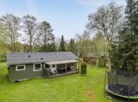 Lovely Home In Hadsund With Wifi