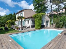 Villa En Pleine Nature, hotel i Cabris